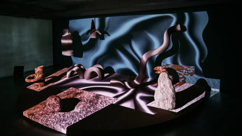 Liu Yu: Özönvíz installáció - polisztirol díszítőelemek, design szobrok