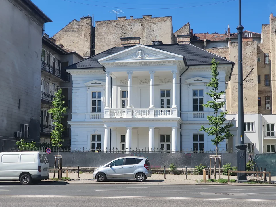 Káry-villa / Csengery-villa homlokzat felújítása