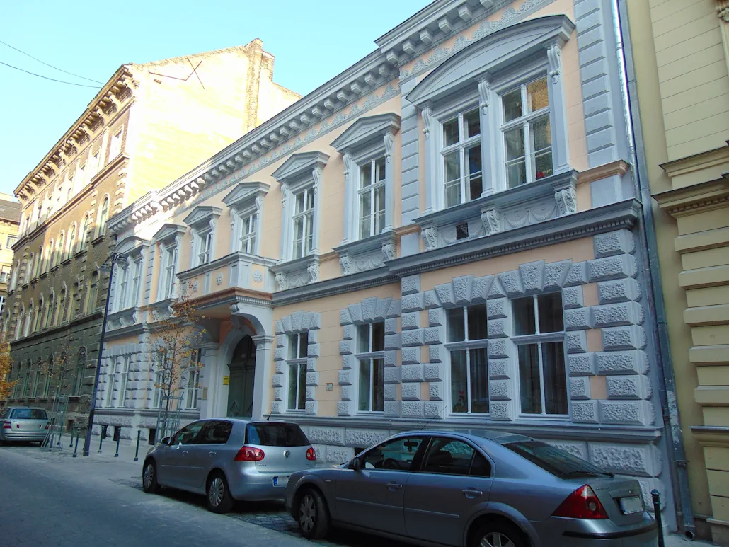 Horánszky utca 4. műemlék homlokzat felújítás